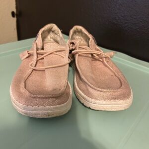 Hey Dude Pink Moccasins Casual Shoes womens size 6